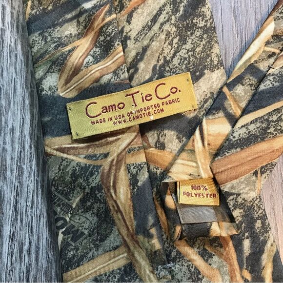 Camo TIe Co. Mens Tie - Picture 2 of 4